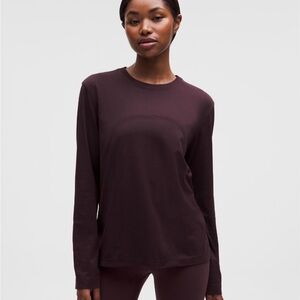 Swiftly Relaxed Long-Sleeve Shirt Hip
Length Updated Fit
